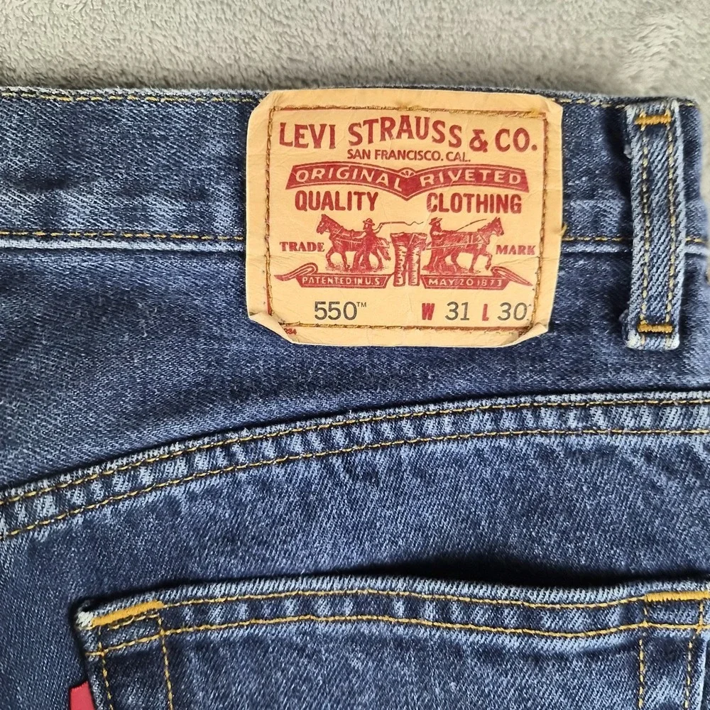 Levis 550 Relaxed Fit Jeans Mens 31x30 Blue Denim Straight Leg 100% Cotton Y2K